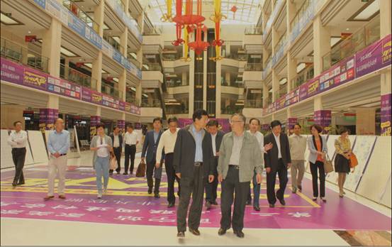 副省長(zhǎng)王黎明一行視察朝陽(yáng)物流園區(qū)，臨空經(jīng)濟(jì)開(kāi)發(fā)區(qū)工作