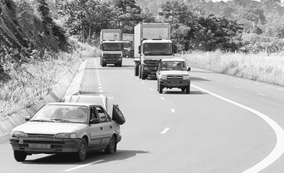 搭中國快車，促非洲發(fā)展