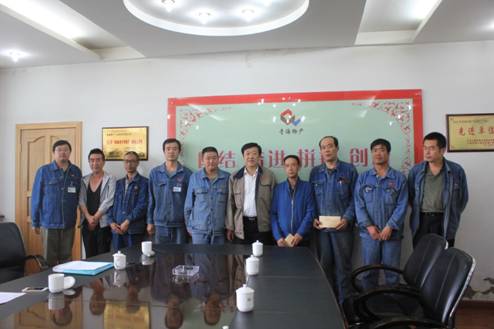 青海物產(chǎn)集團(tuán)黨委開展慶祝建黨95周年，走訪慰問